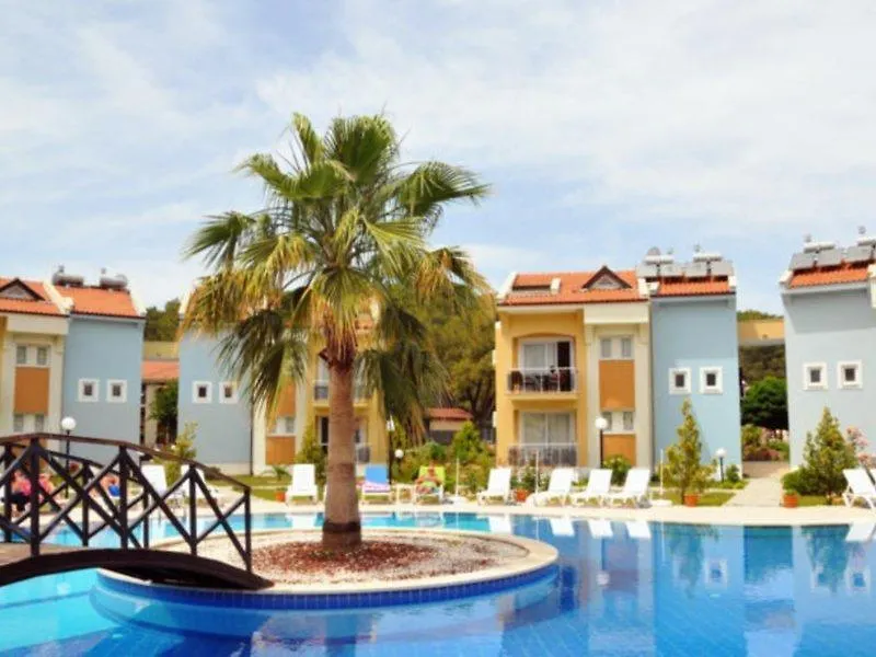 Deska Hisar Garden Apartment Oludeniz