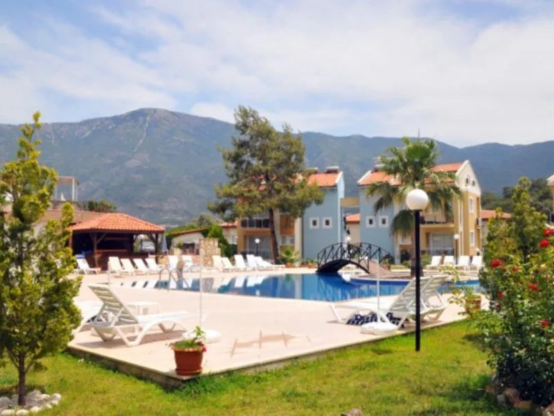 Deska Hisar Garden Apartment Oludeniz